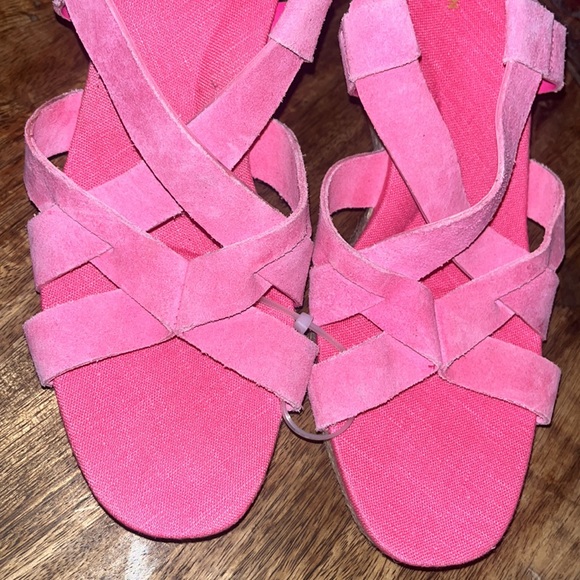 NWT Cole Hann Bubblegum Pink Suede Raffia Wedges in Size 8 and 6 - Picture 4 of 4